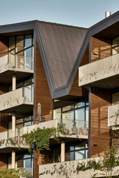 Spændende tagkonstruktion beklædt med DS Nordic Klikfals, Udsigten - Vester Ringvej 45, 8600 Silkeborg